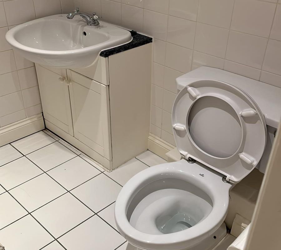 case-study-deposit-return-bathroom-after Case study deposit return - bathroom sink - after home cleaning