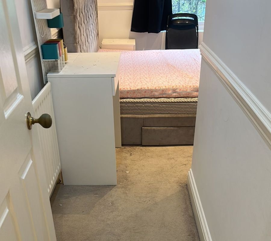 case-study-deposit-return-bedroom-before Case study deposit return - bedroom - before home cleaning