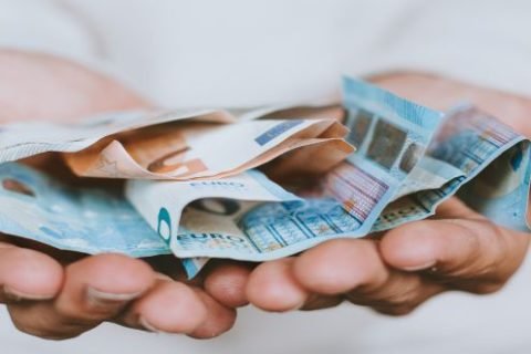 How to Get Your Security Deposit Back After End of Tenancy Cleaning?