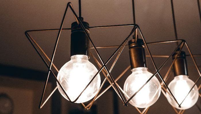 Light Fixtures and Fittings – Cleaning Guide