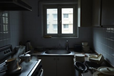 How to Remove Strong Cooking Odours from Rental Homes